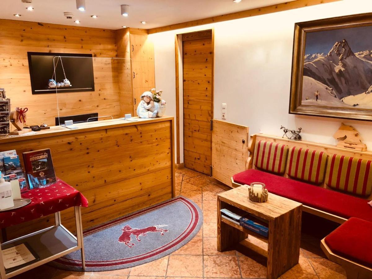 Hotel Roesslwirt Кирхберг Экстерьер фото